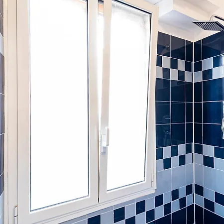 Domus63 Modern & Quiet Апартаменты *