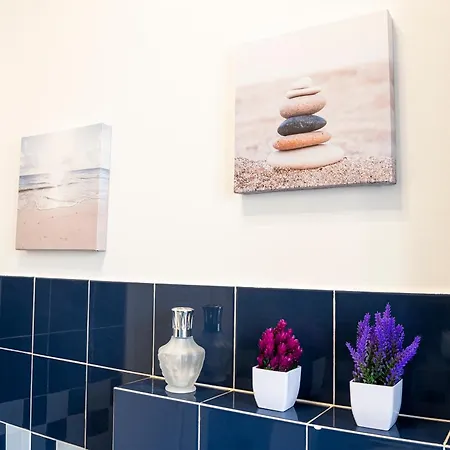 Domus63 Modern & Quiet Апартаменты *